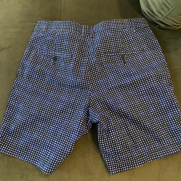 H&M Shorts - Picture 2 of 3